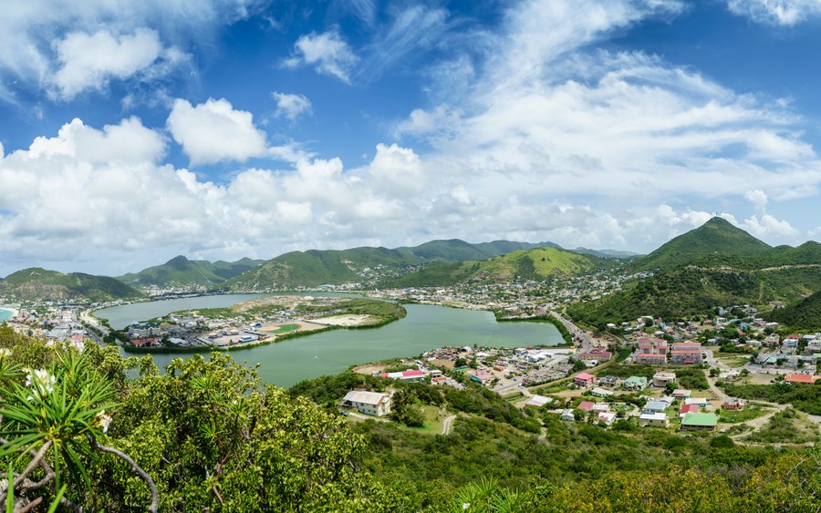 Saint-Martin, engagement territorial